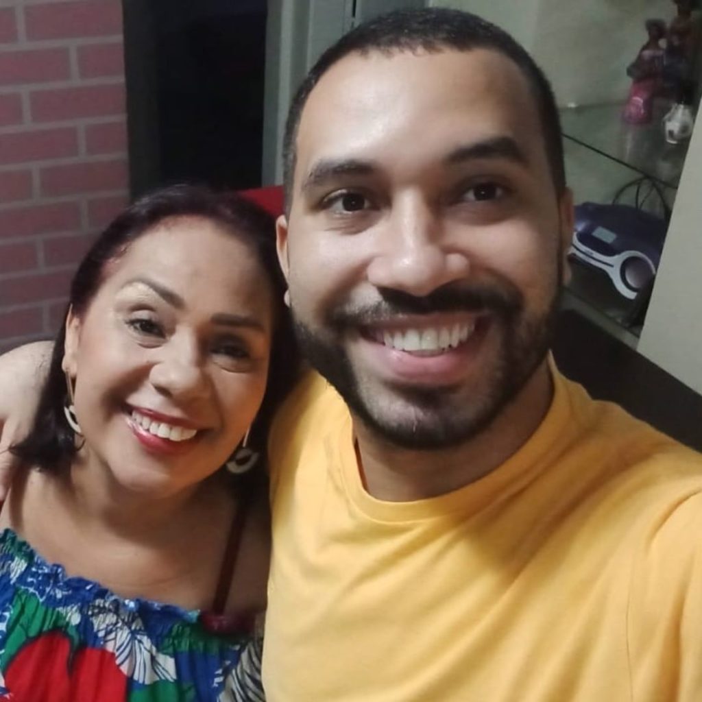 Dona Jacira e Gil do Vigor